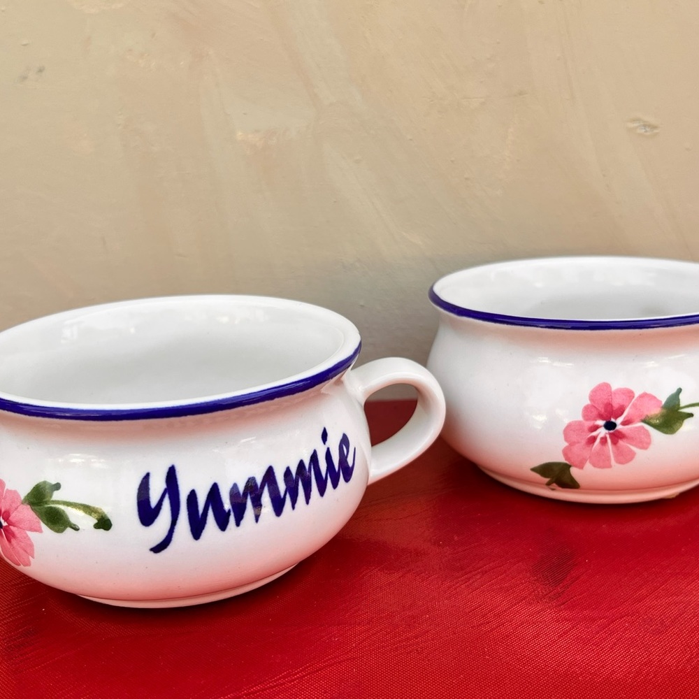 Louie’s & Yummie Mug Clay Design - Picture 6 of 11